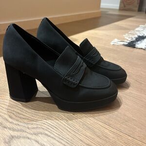 Elegant Black Women's Loafers